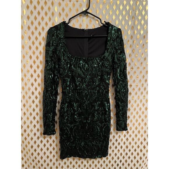 Windsor green sequin mini dress long sleeved size S - Picture 1 of 9